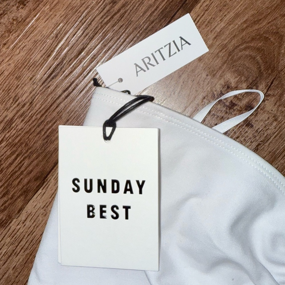 Aritzia Sunday Best White Bra Top - Picture 2 of 4